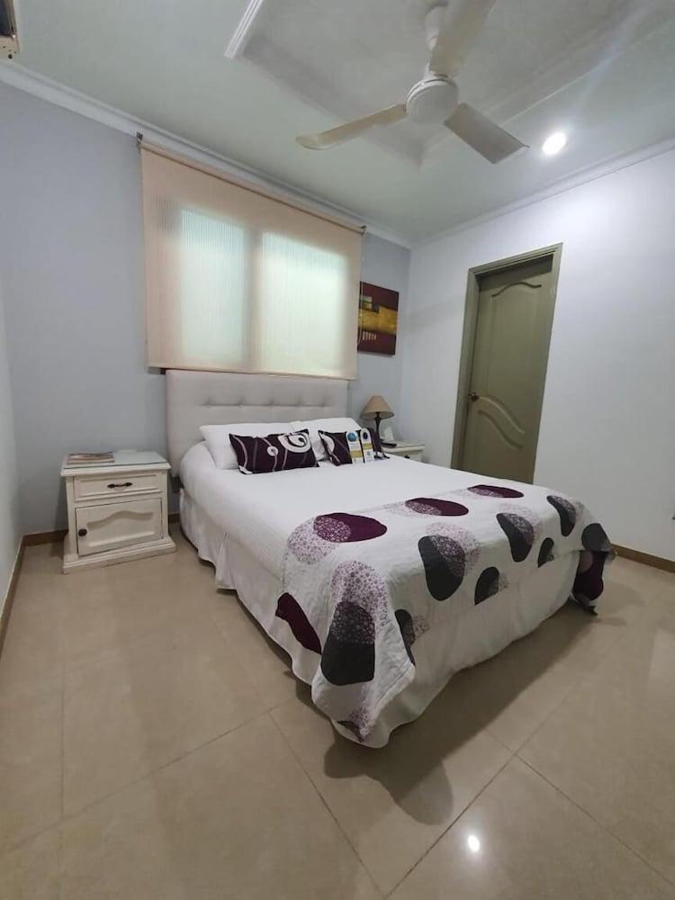 Hotel Costa Bonita Monteria Exterior photo